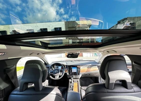 Volvo V90 • 2016 • 119,000 km 24