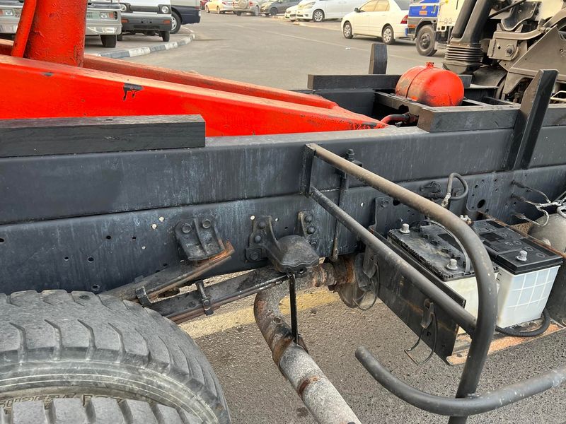 Isuzu Pickup • 2005 • 120,508 km 10