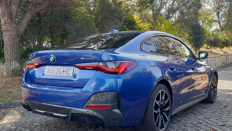 BMW i8 • 2023 • 1,483 km 3