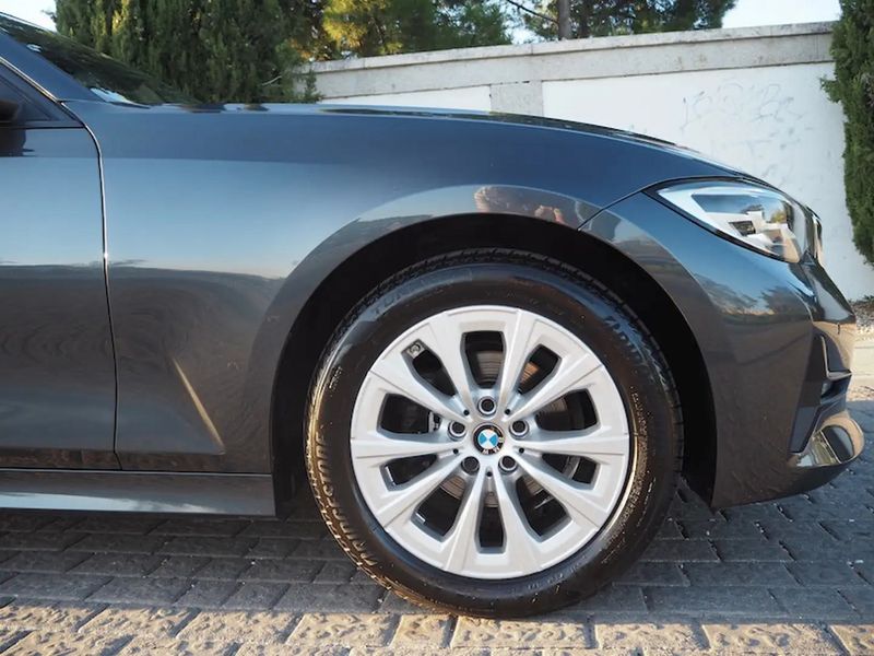 BMW 3 Series • 2021 • 124,000 km 11
