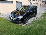 Volkswagen Touran • 2009 • 150,000 km 1