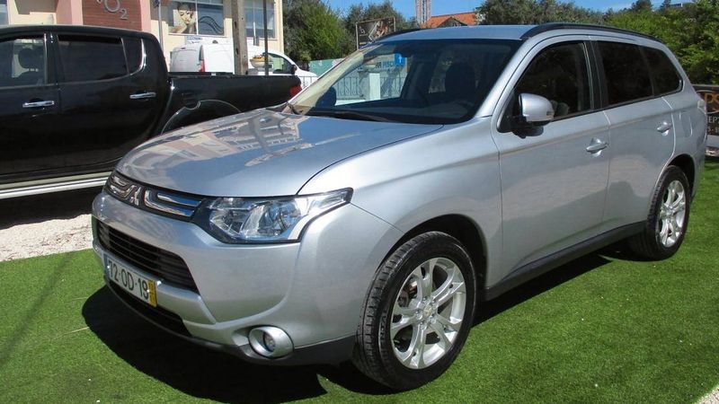 Mitsubishi Outlander • 2013 • 189,999 km 1