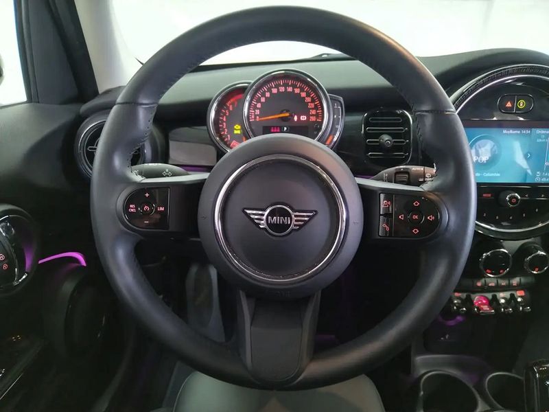 MINI Cooper • 2023 • 9,521 km 7