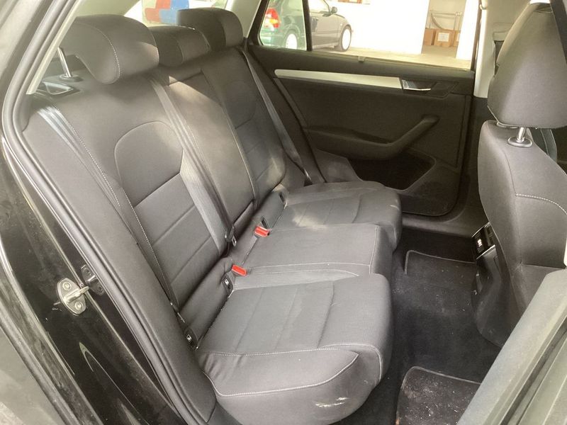 Škoda Superb • 2017 • 158,000 km 17