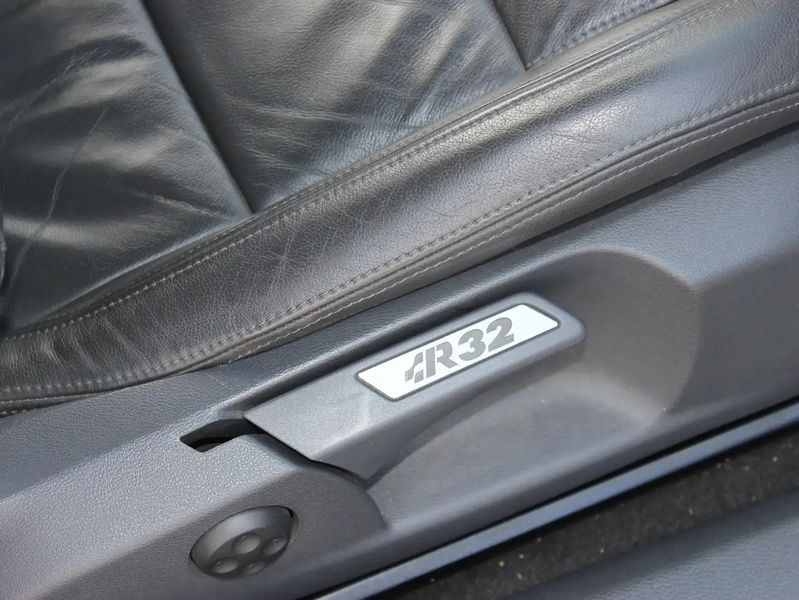 Volkswagen Golf • 2006 • 72,600 km 4