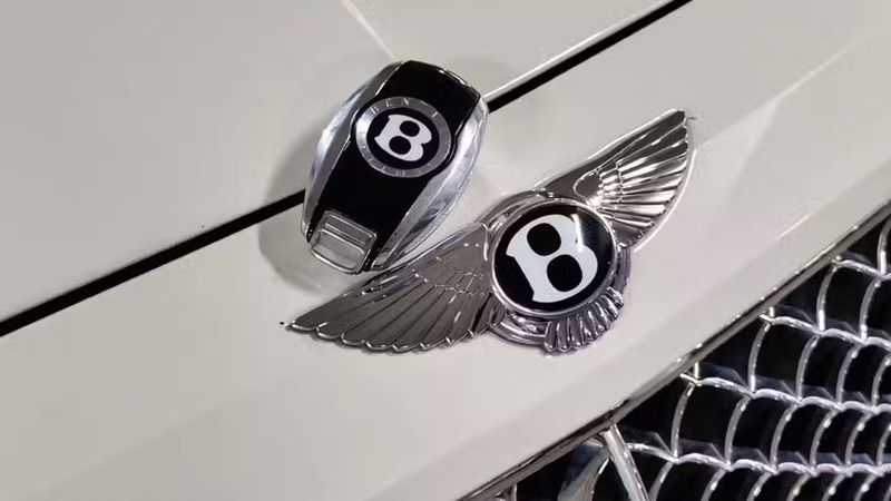 Bentley Bentayga • 2020 • 101,389 km 8