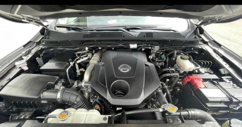 Nissan Navara • 2017 • 200,000 km 5