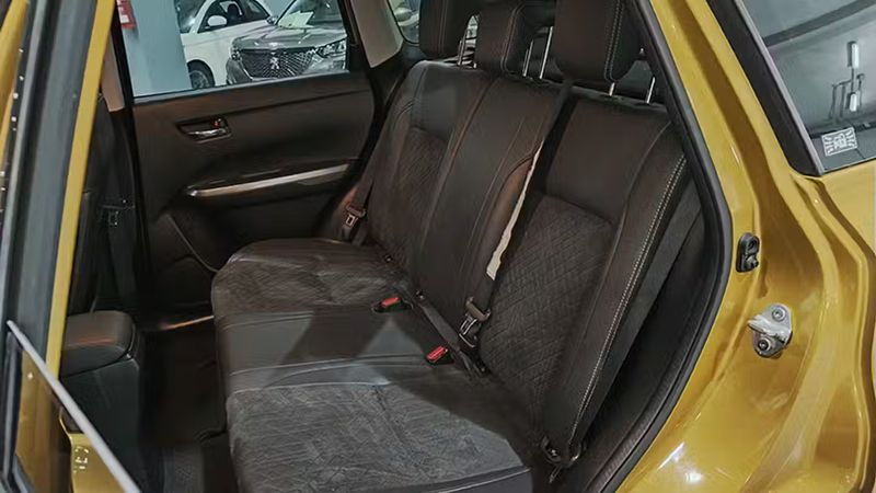 Suzuki Vitara • 2018 • 119,101 km 6