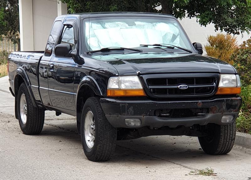 Ford Ranger • 2000 • 165,000 km 2