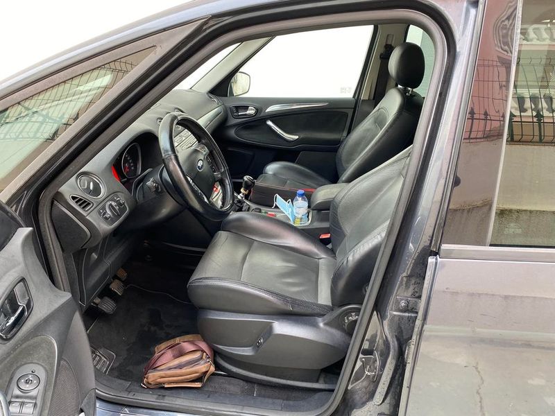 Ford C-Max • 2007 • 89,000 km 4