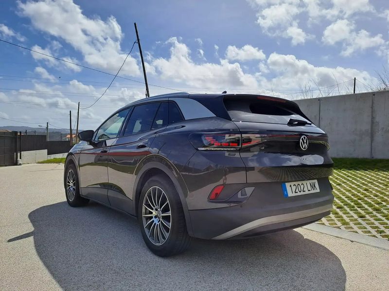 Volkswagen ID.4 • 2021 • 48,000 km 3