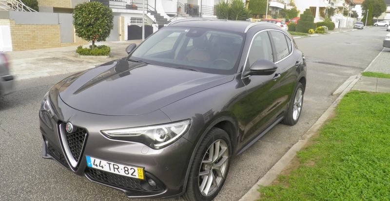 Alfa Romeo Stelvio • 2017 • 119,000 km 4