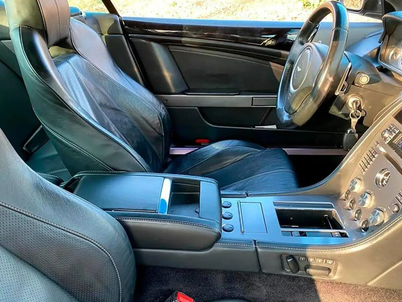 Aston Martin DB9 • 2008 • 131,520 km 5