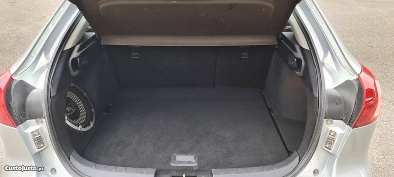 Mitsubishi Lancer • 2010 • 200,000 km 5