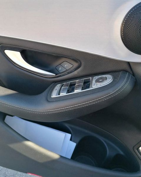 Mercedes-Benz GLC • 2019 • 49,999 km 4