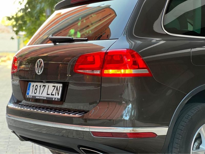 Volkswagen Touareg • 2016 • 107,588 km 3