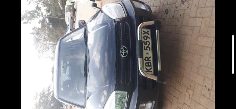 Toyota RAV4 • 2006 • 220,000 km 3