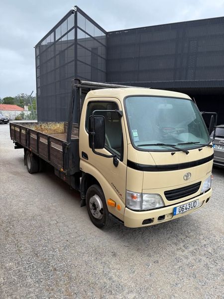 Toyota Dyna • 2002 • 199,000 km 1