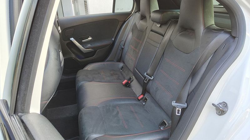 Mercedes-Benz A-Class • 2018 • 126,671 km 7