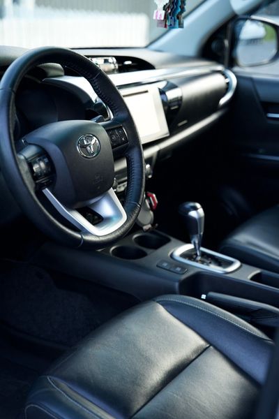 Toyota Hilux • 2016 • 87,499 km 6