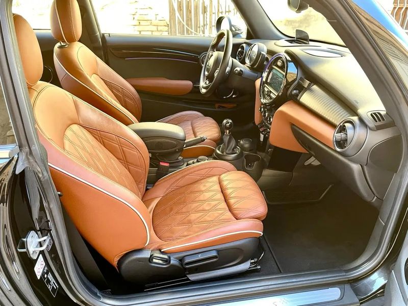 MINI Cooper S • 2018 • 70,000 km 4