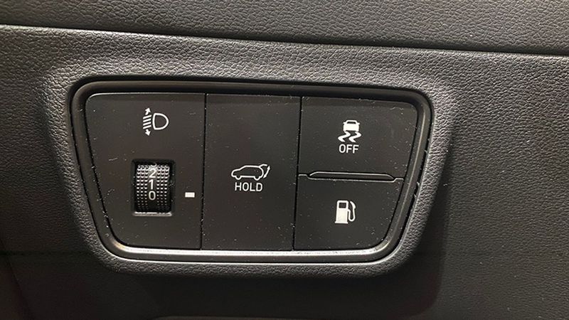 Hyundai Tucson • 2023 • 21,546 km 18