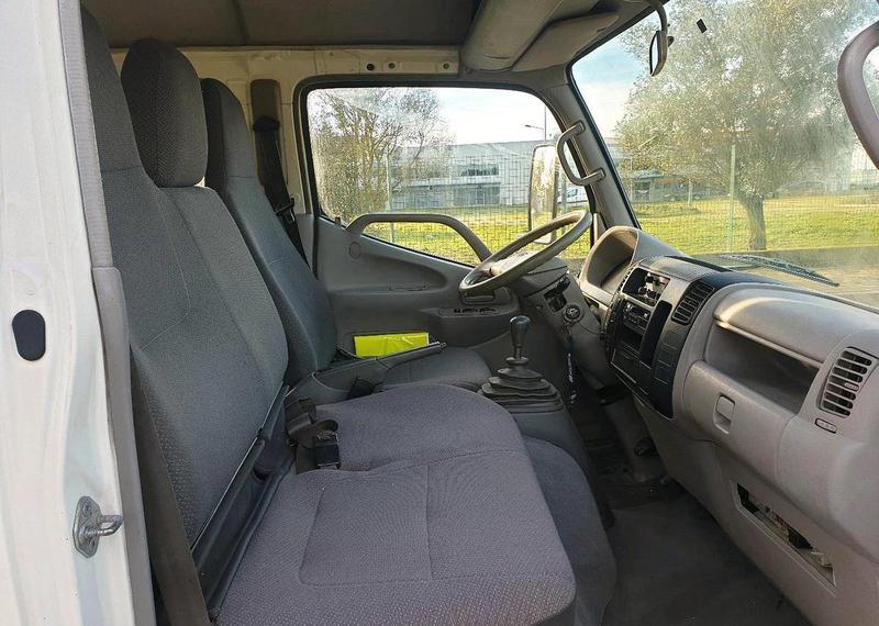 Toyota Hiace • 2006 • 190,000 km 1