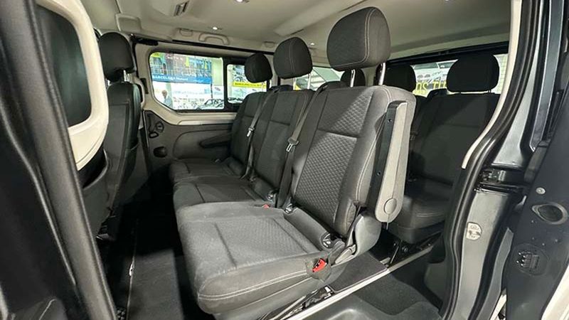 Opel Vivaro • 2018 • 73,103 km 4