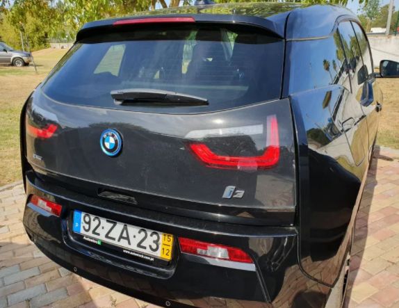 BMW i3 • 2015 • 147,000 km 2