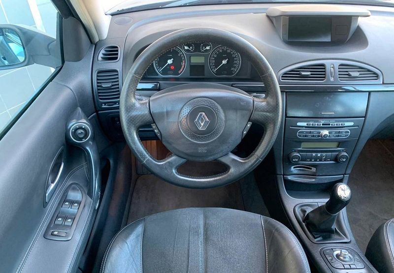 Renault Laguna • 2006 • 189,000 km 5