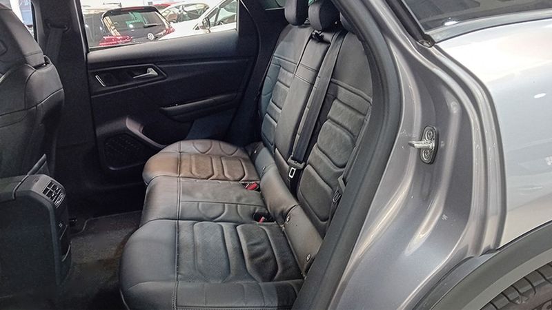 Citroën C5 • 2022 • 2,080 km 4