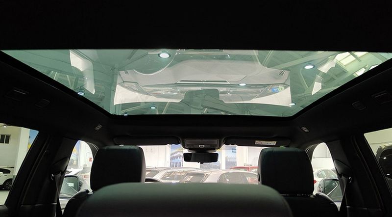 Land Rover Range Rover Evoque • 2019 • 85,212 km 4