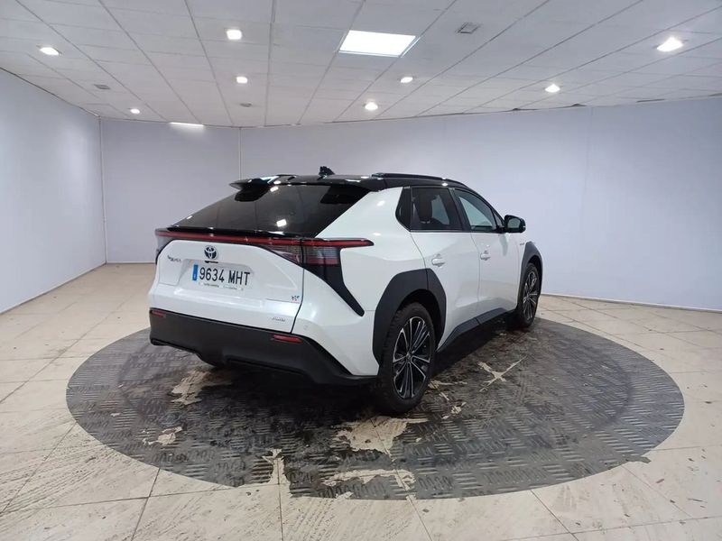 Toyota Belta • 2023 • 4,500 km 4