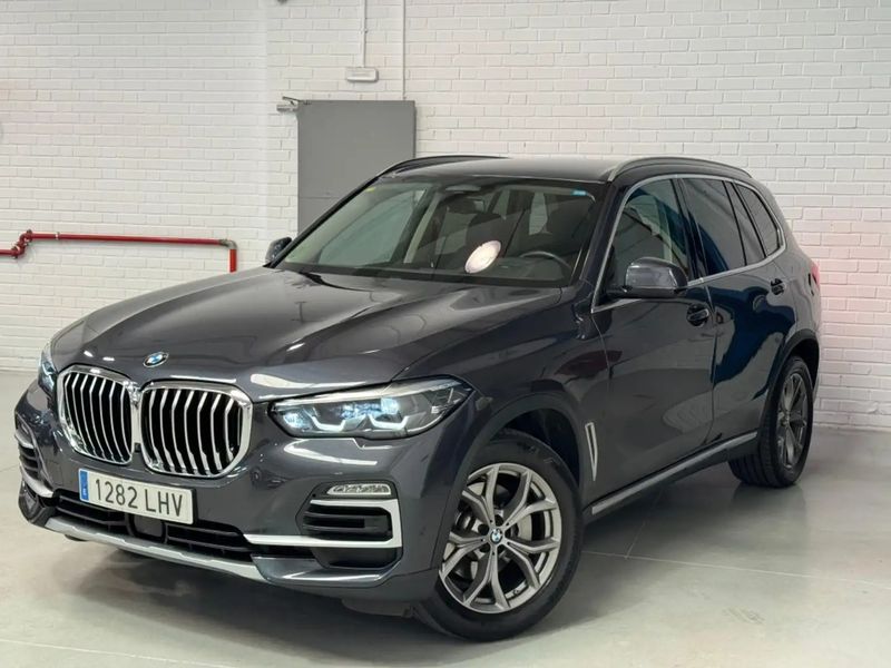 BMW X5 • 2020 • 57,100 km 2