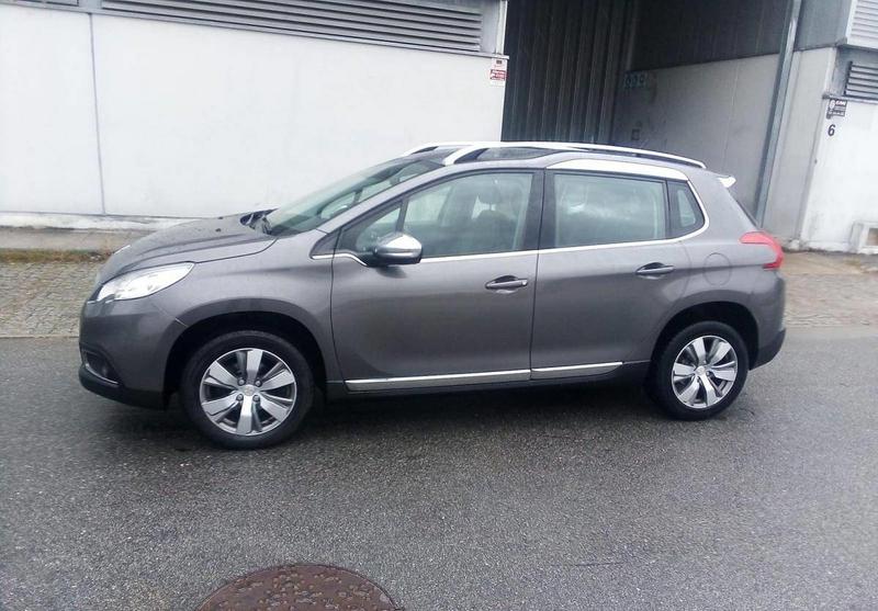 Peugeot 2008 • 2014 • 80,000 km 2