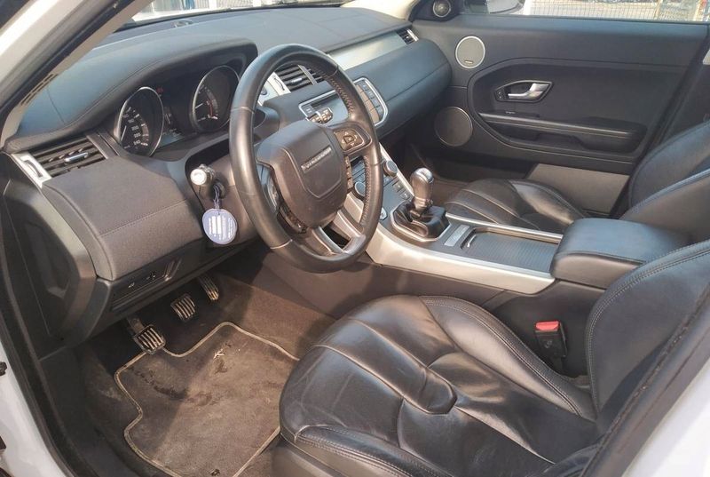 Land Rover Range Rover • 2014 • 179,999 km 5