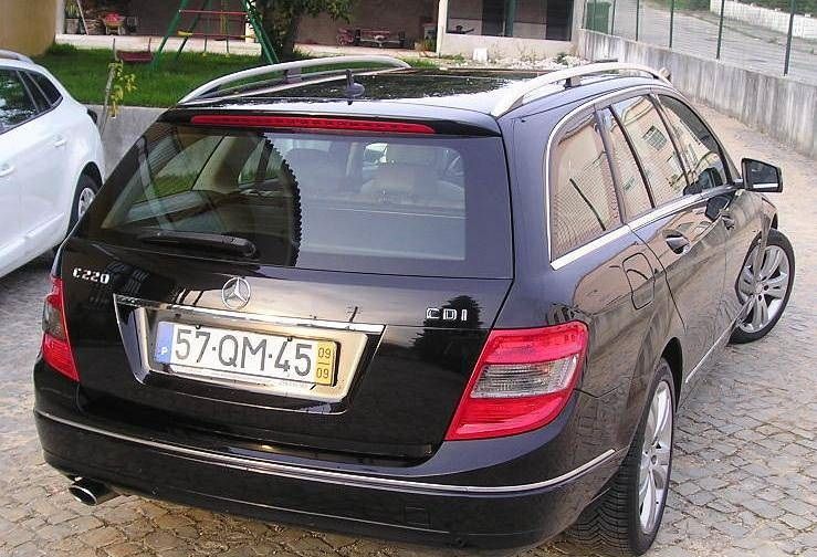 Mercedes-Benz C • 2009 • 152,000 km 3