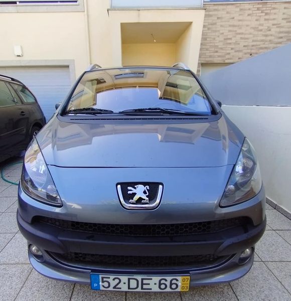 Peugeot 1007 • 2007 • 287,000 km 1