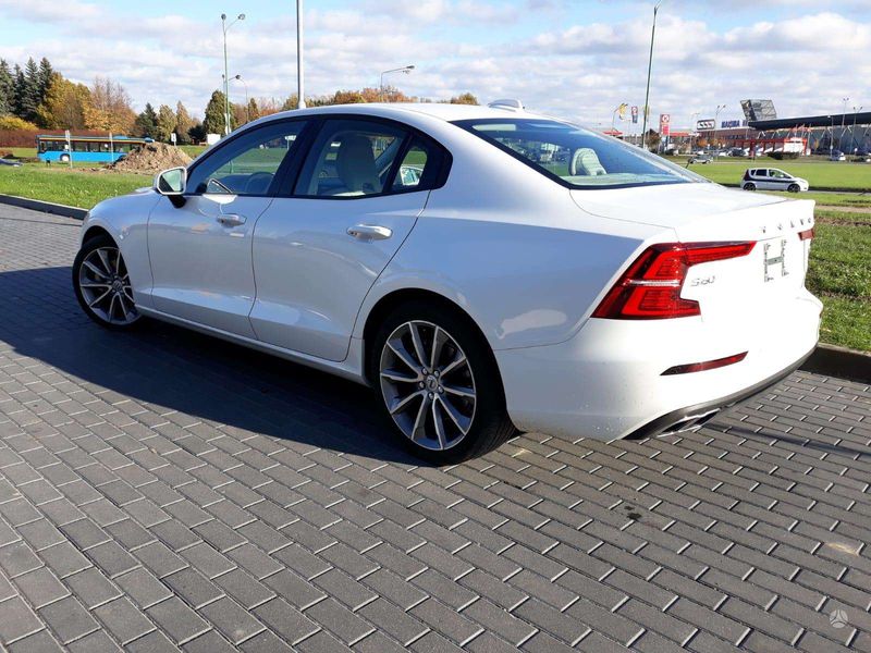 Volvo S60 • 2019 • 88,000 km 7