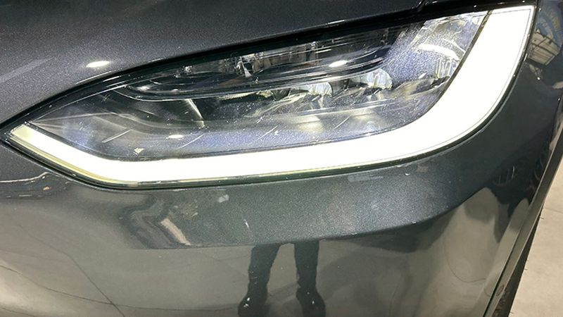 Tesla Model X • 2019 • 51,000 km 10