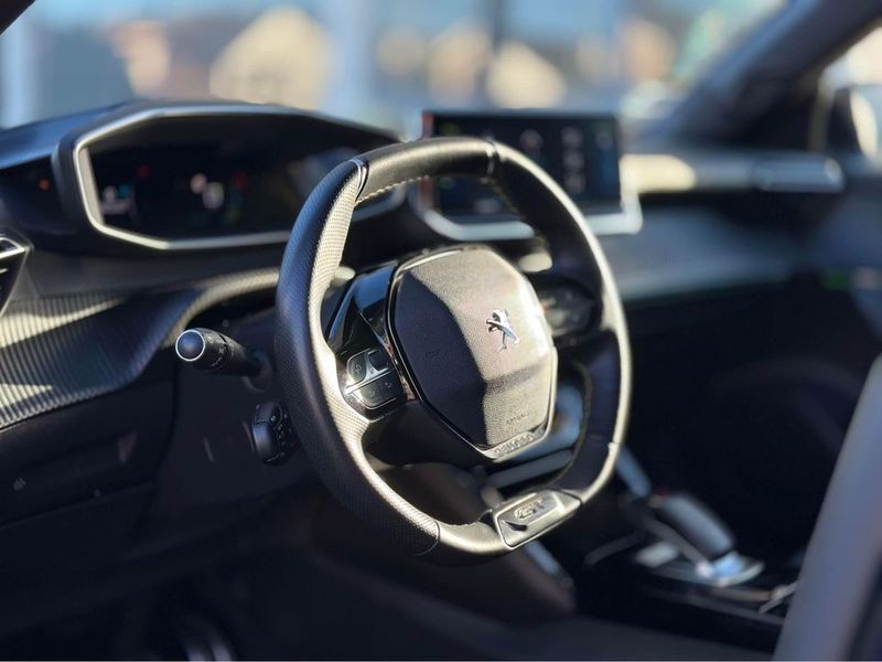 Peugeot 2008 • 2008 • 69,000 km 2