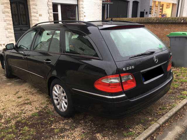 Mercedes-Benz E • 2007 • 256,000 km 2