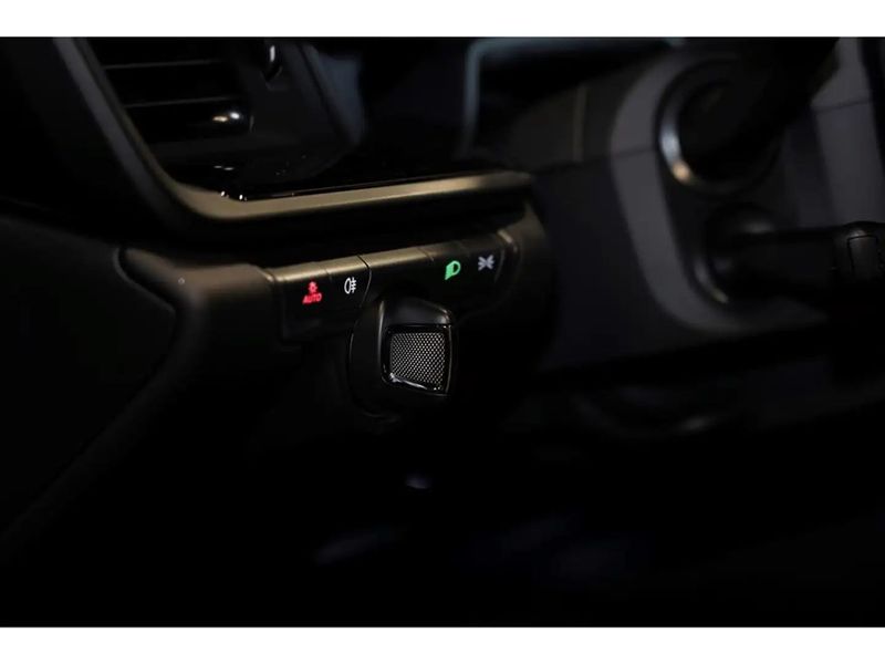 Porsche 911 • 2023 • 6,000 km 4