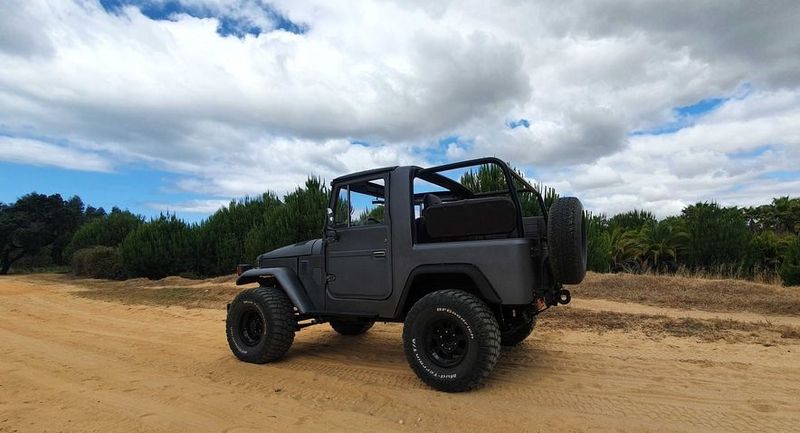 Toyota Belta • 1980 • 90,000 km 4