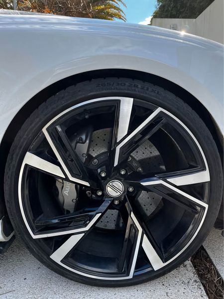 Audi RS 5 • 2011 • 189,500 km 8