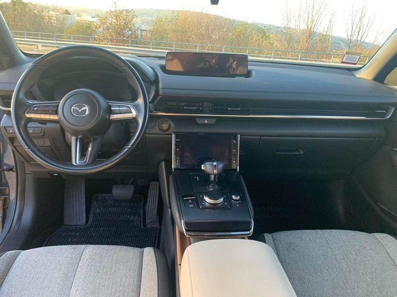 Mazda MX-3 • 2021 • 27,000 km 3