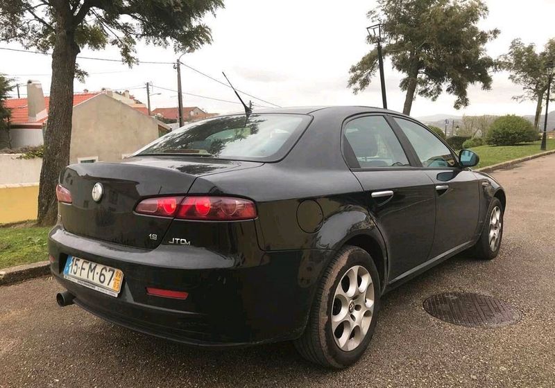 Alfa Romeo 159 • 2008 • 190,000 km 2
