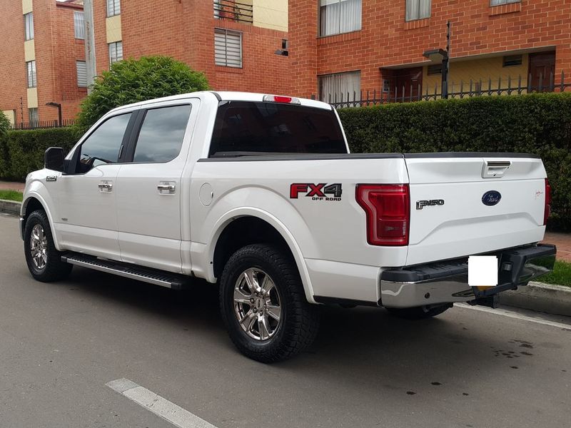Ford F-150 • 2015 • 144,000 km 2