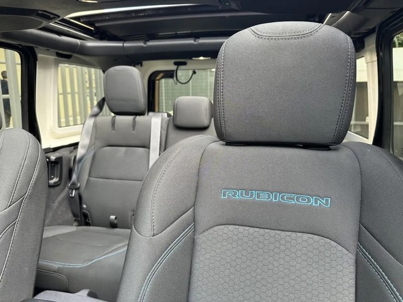 Jeep Wrangler • 2022 • 32,100 km 9