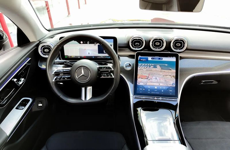 Mercedes-Benz CLA • 2024 • 51,208 km 5